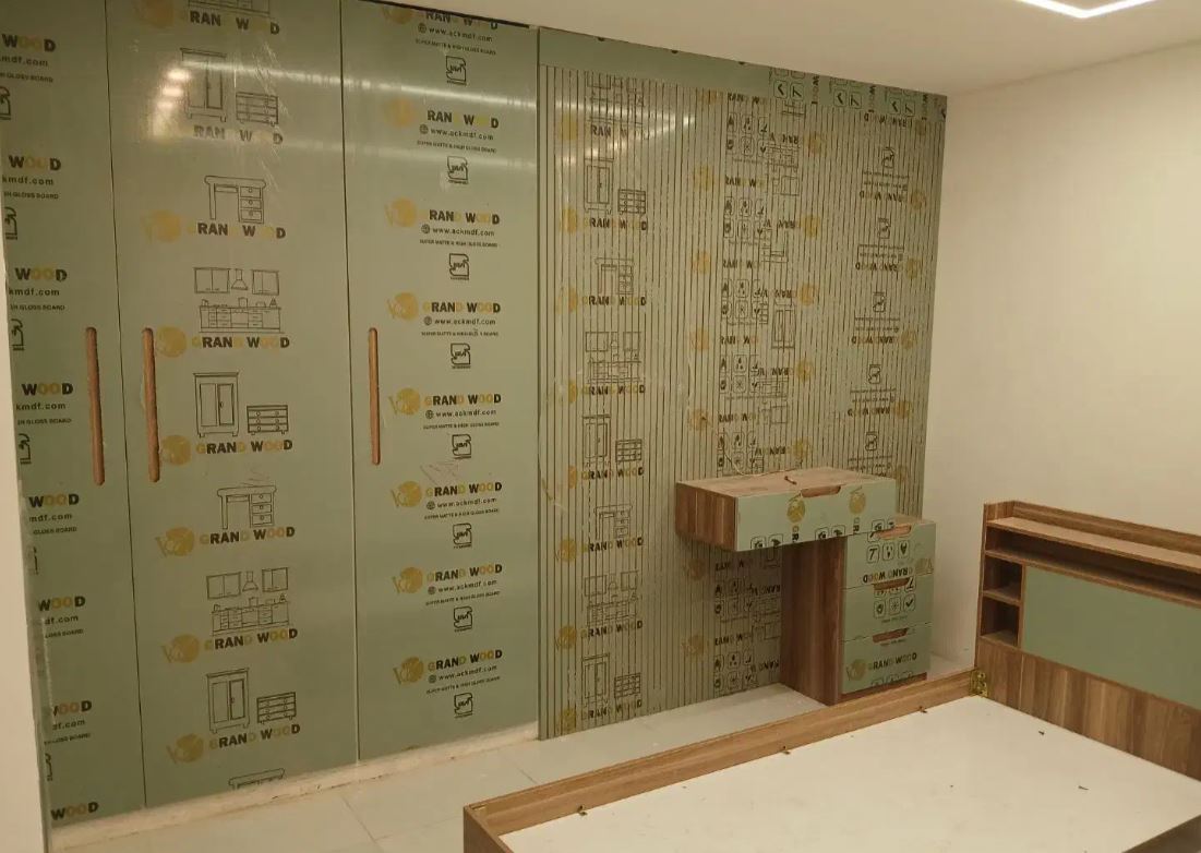 کابینت و کمد دیواری و دکورهای مسکونی،تجاری و اداری در شیراز
