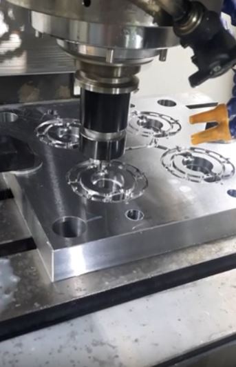 خدمات فرزکاری CNC در شهرک صنعتی شیراز - میدان کارگر -